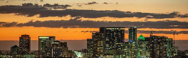 這個前鋒不正經繁體免費章節免費享，期待您的品鑒