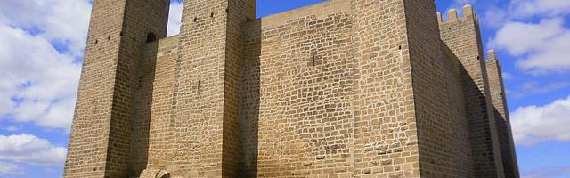 都市神醫葉辰很囂張_第119章 拿什么斗！（三章連發！求推薦票！）