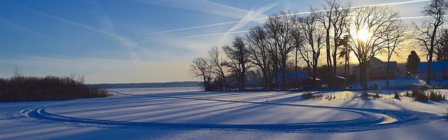 鎮守府求生指北繁體免費章節免費享，期待您的品鑒